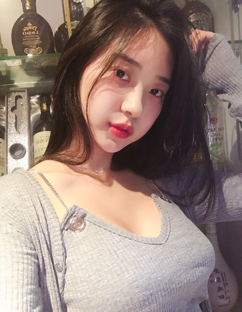 シン・ジェウン